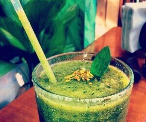 Smoothies & Social Media Management: 3 Similarities