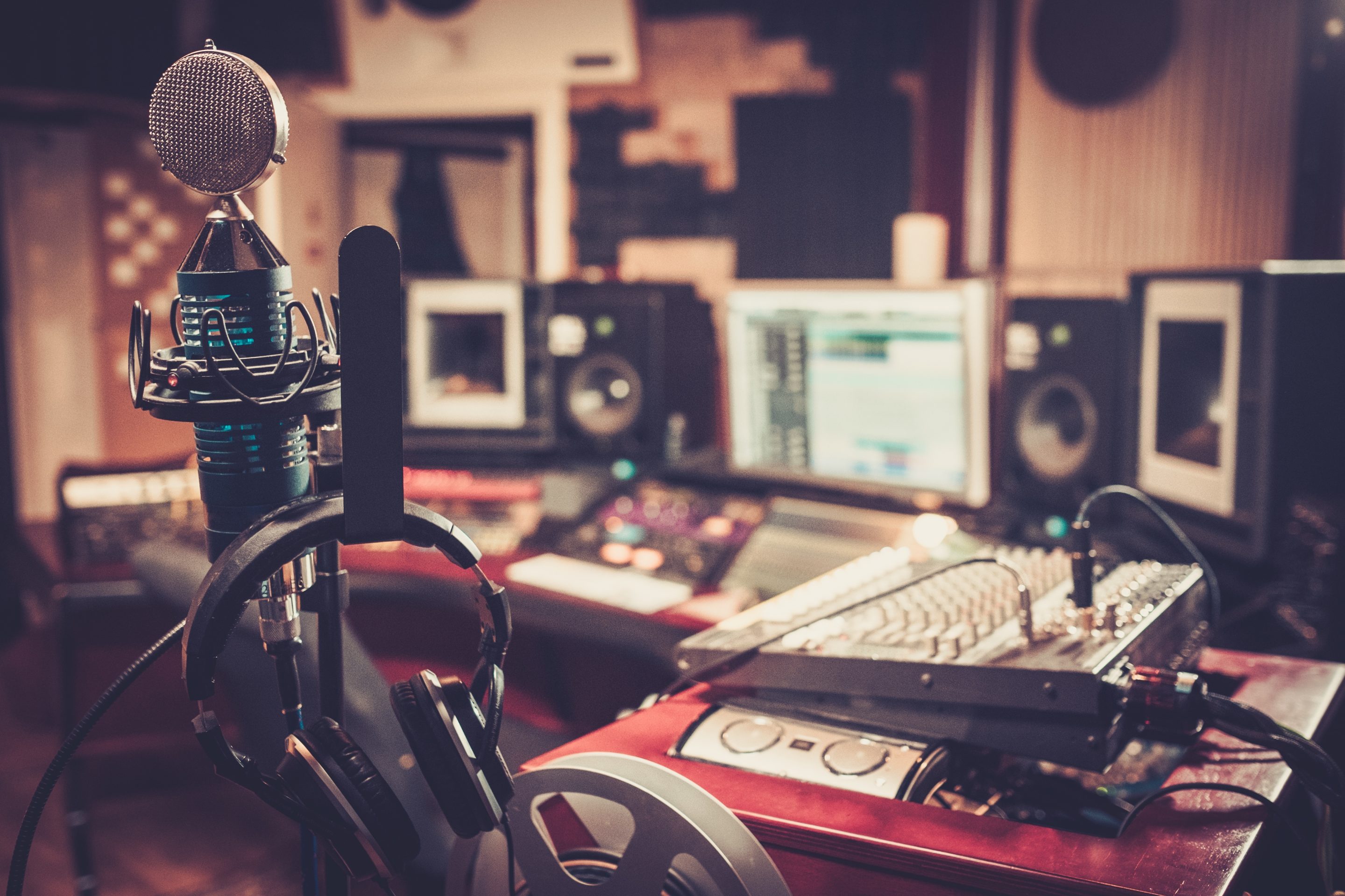 How To Create A Podcast In 8 Steps